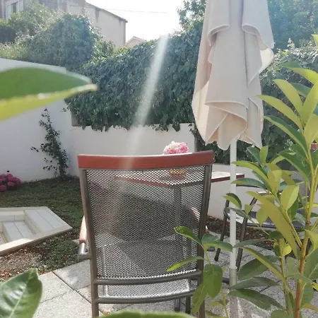 Πανσιόν With Garden 3*