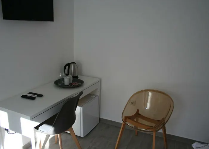 Guest house With Garden Split